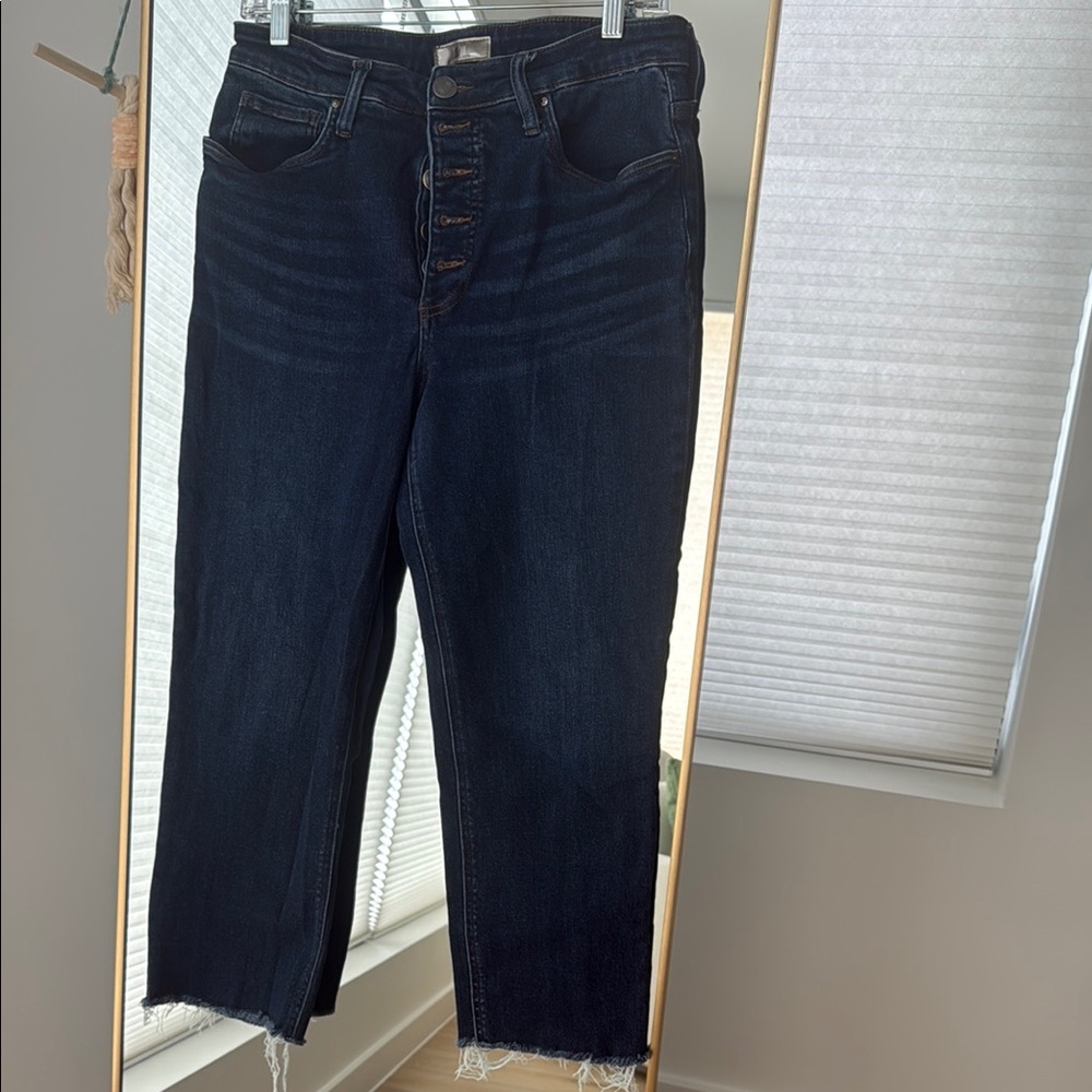 GUC Kut from the Kloth High-Waisted Black Ankle Cropped Fray Jeans